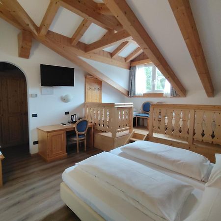 Hotel Valacia Pozza di Fassa Εξωτερικό φωτογραφία