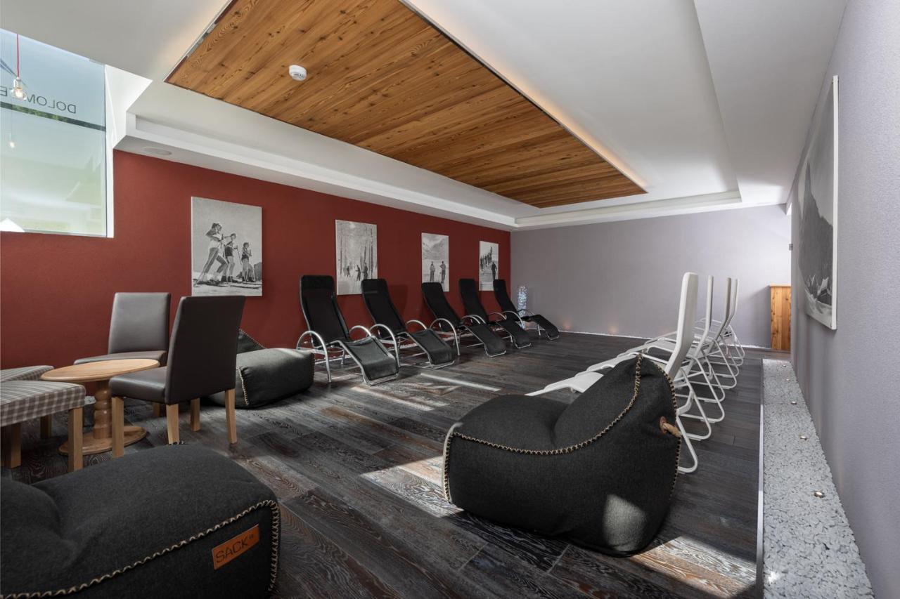Hotel Valacia Pozza di Fassa Εξωτερικό φωτογραφία